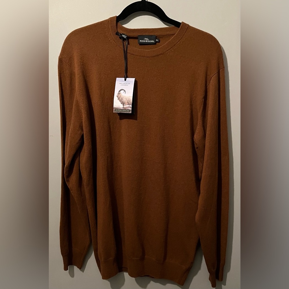 Rodd & Gunn Rich Brown Crewneck Sweater. Size XL. Cashmere. Size XL. New w/tags.